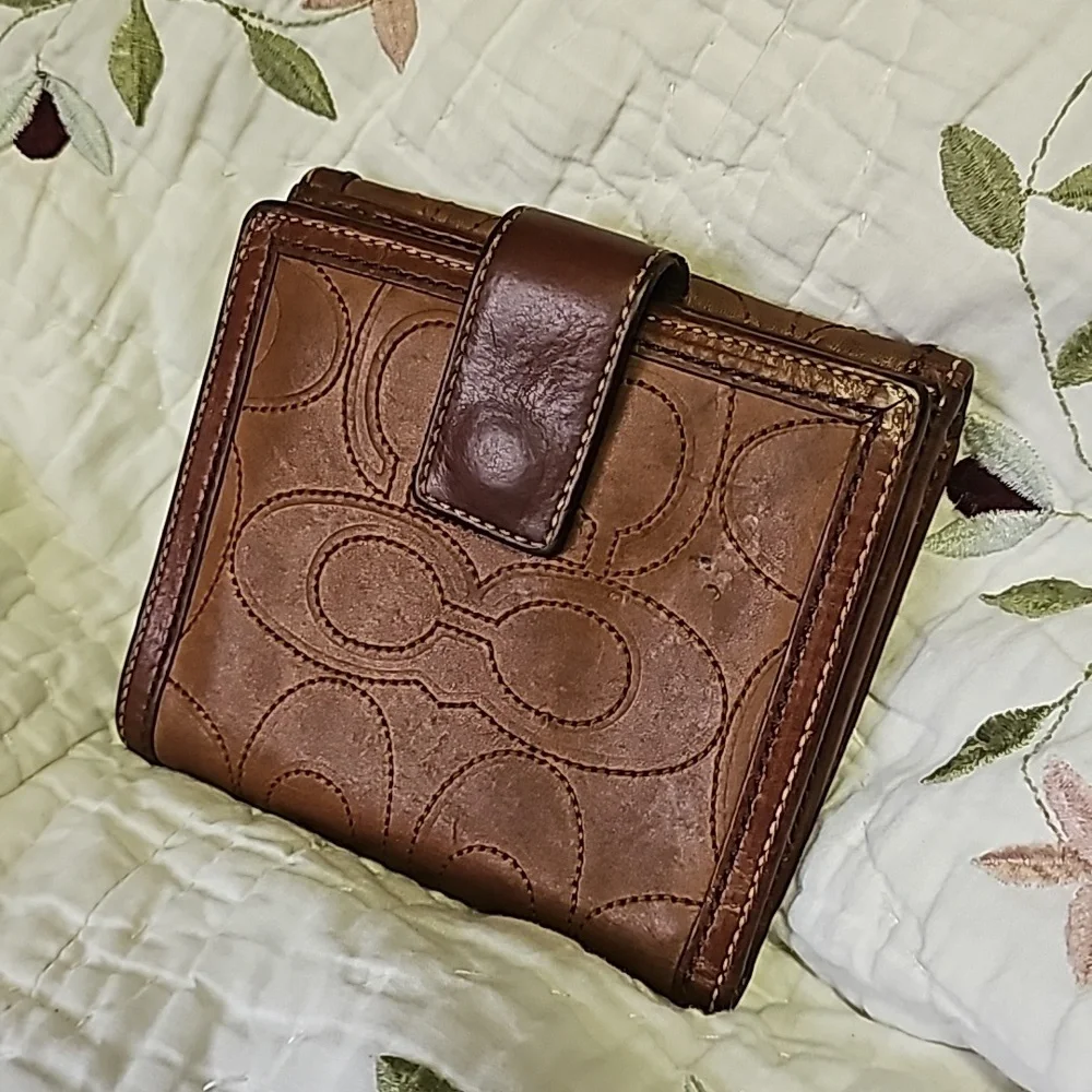 Coach Signature Leather Wallet - Picture 3 of 17